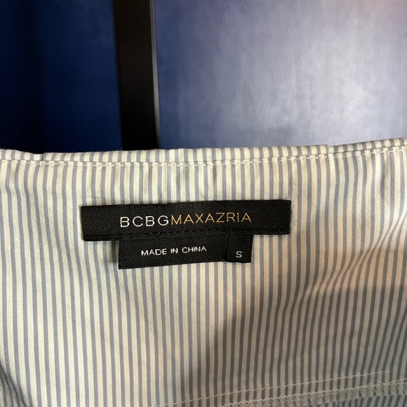BCBG Maxazira Blouse - Picture 2 of 3